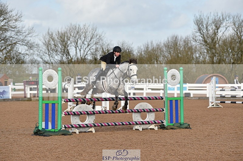 240210A-113530-00996 - Cls 8 Pony Newcomers & 1m Open