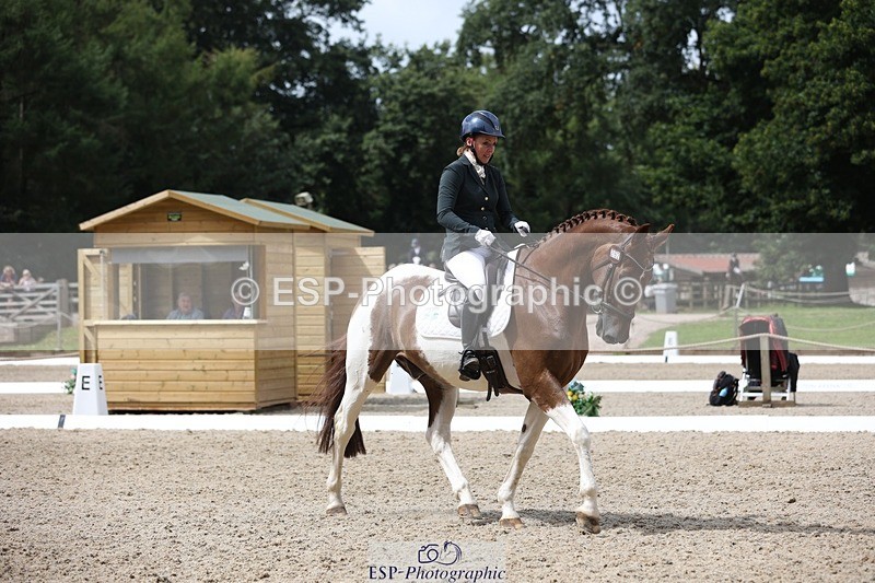 230812-121238-03959 - Cls 5 Novice Bronze 11.15 to 12.50 break