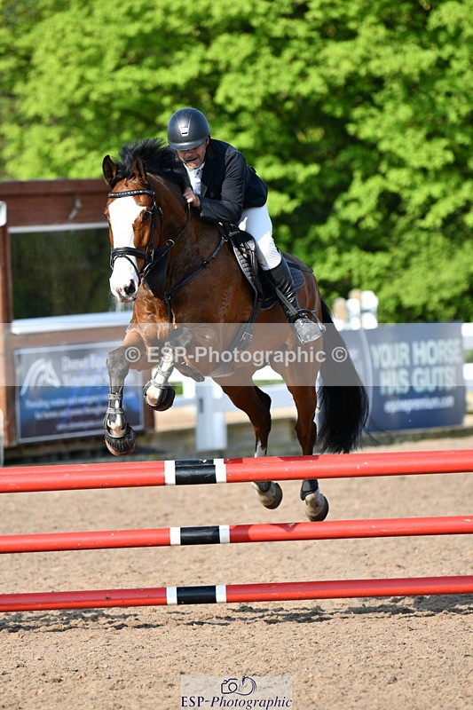 240512A-085653-17028 - Cls 39 British Novice and 90cm Open