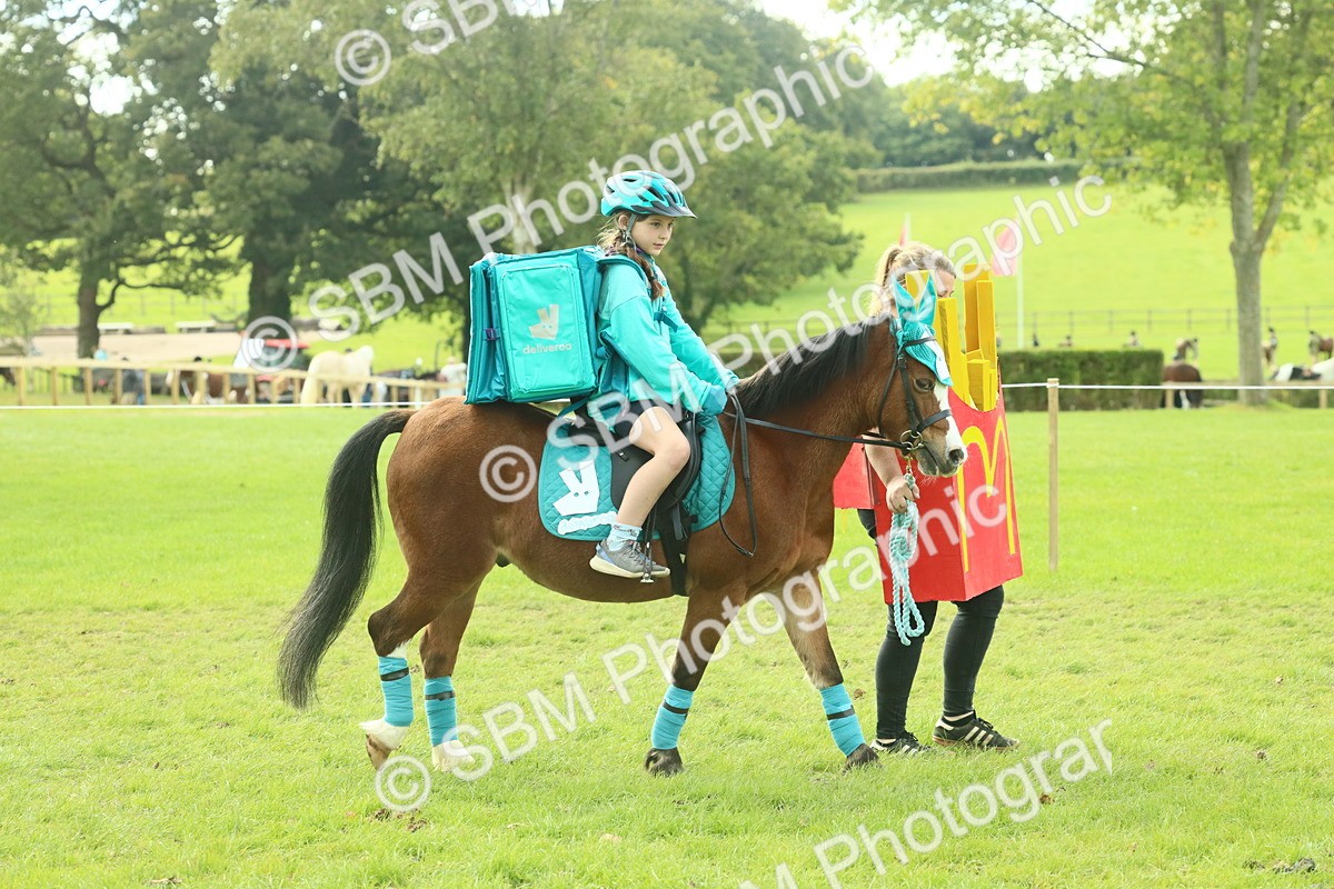 SBM_63487 - S35 - Fancy Dress Showing