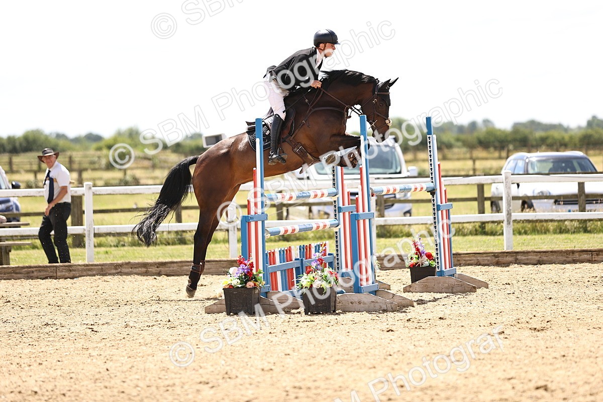 SBM_003836 - Class 22 - Senior Foxhunter 1.20m