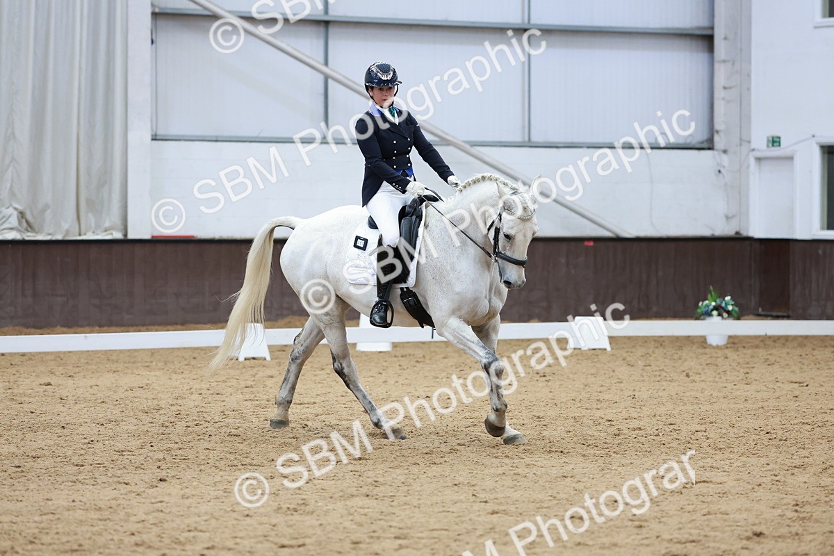 SBM_009892 - Class 6b - Novice 6 - 12.40-13.43