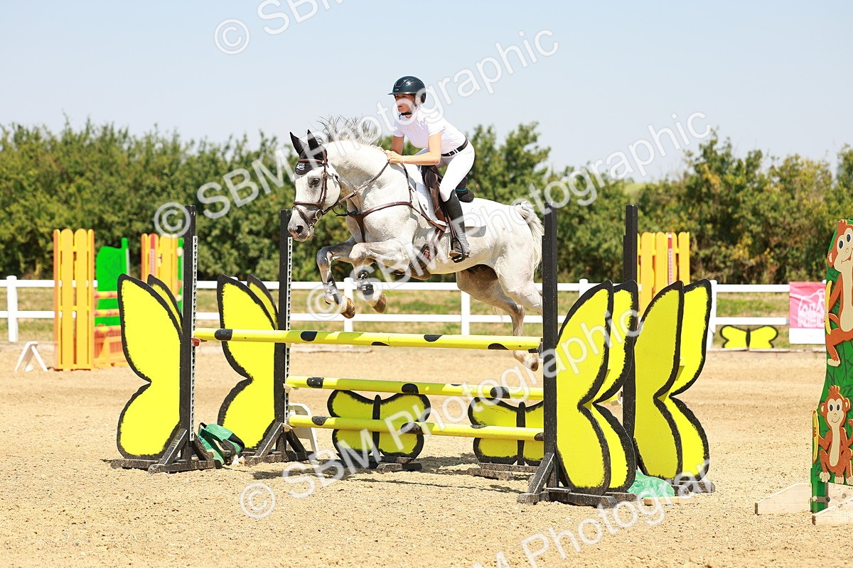 SBM_001595 - Class 4 - Senior Newcomers - 1.10m