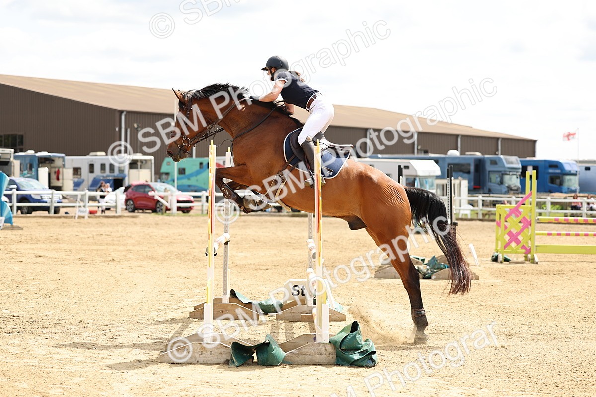 SBM_005249 - Class 18 - Senior 1.05m Open