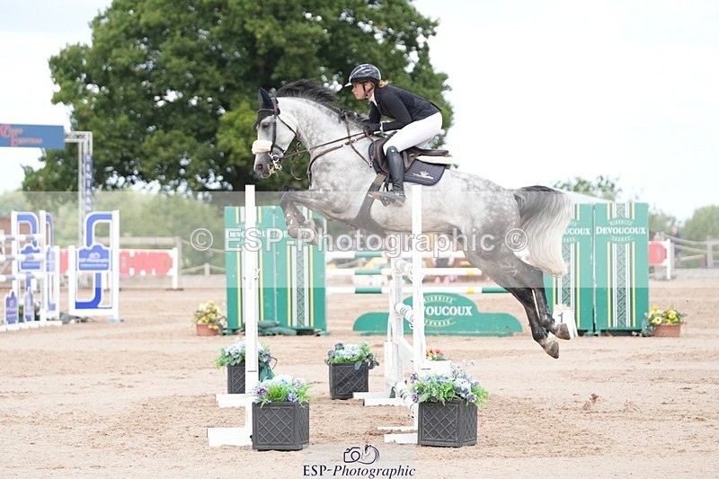 250801-103302-04751 - Cls 14 Snr Fox 1st Rnd