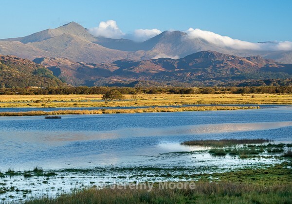 M327 - Snowdonia & Mid-Wales p/c catalogue