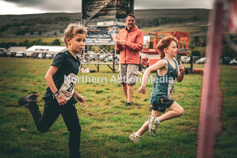 DSCF6122 - Kilnsey Crag race