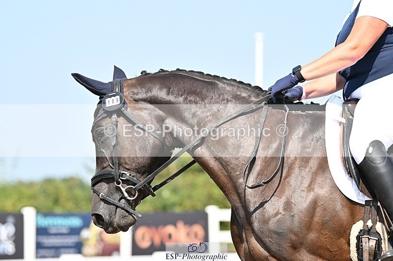 250816-115202-04098 - 109-Amber.Da.SilvaToners.Lady.Florentine