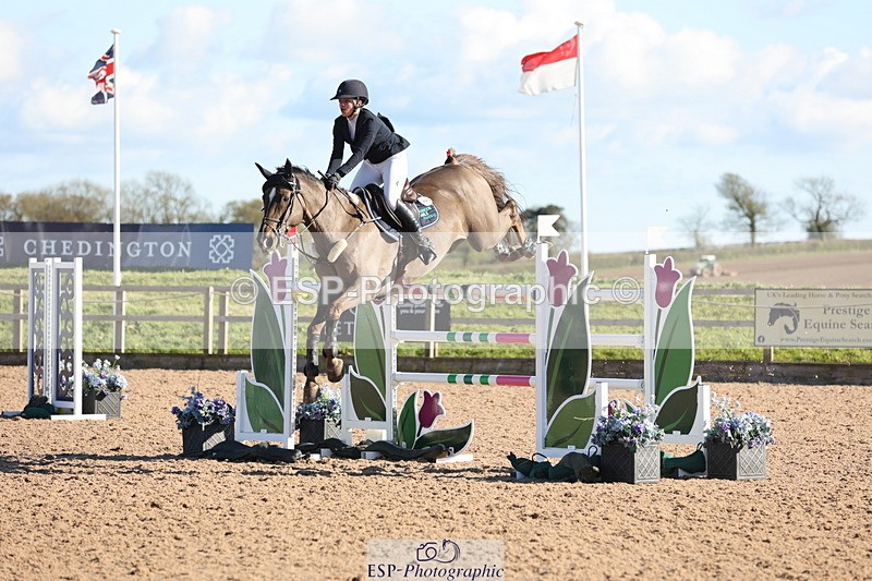 240419A-171846-09717 - Cls 10, 2 Star Big Tour 145cm  Break to End