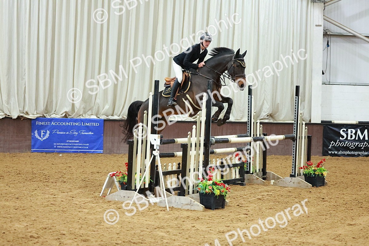 SBM_007370 - Class 19 - Senior Newcomers 1.10m