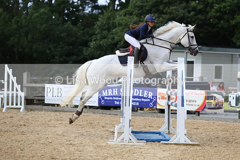 3E7A1759 - Class 13: Senior Newcomers/1.10m open