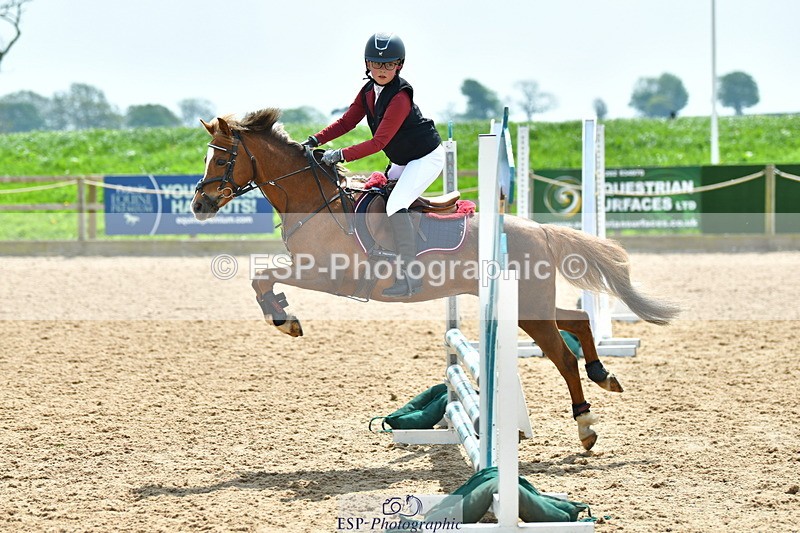 230513A-131314-01026 - Cls 34+35 Club 60cm