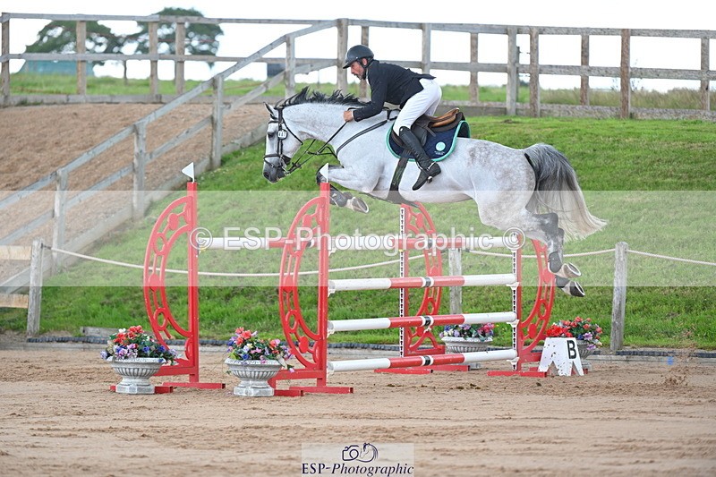 230721A-113013-05668 - Cls 6, 2 Star Medium 1.35m