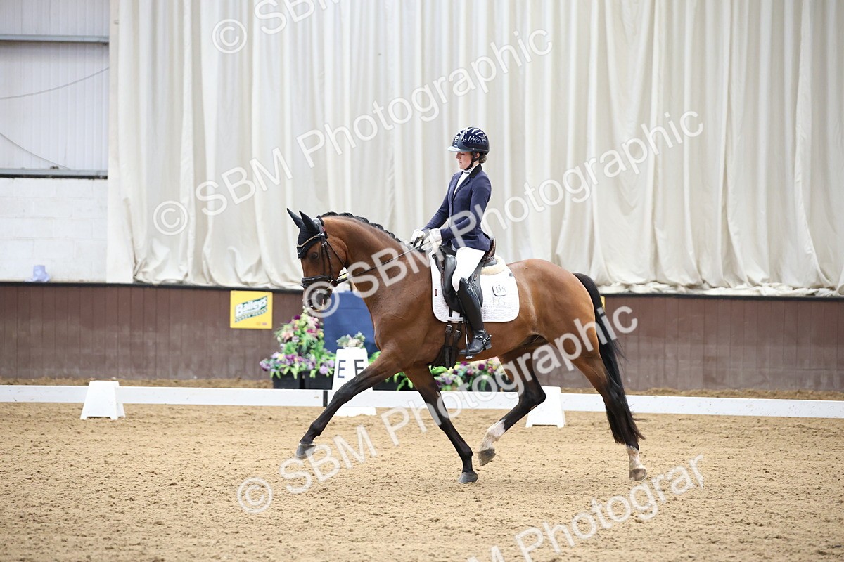 SBM_002187 - Class 5 - Novice 6 Gold - 9.00-10.10
