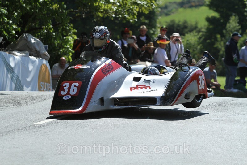 IMG_2652 - Sidecar Race 2 - TT 2013
