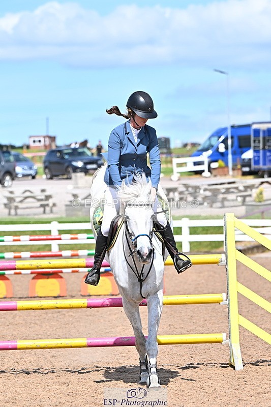 240619A-154900-00991 - Cls 5 Snr Foxhunter and 1.20m Open