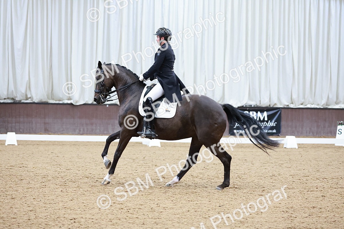 SBM_016647 - Class 5 - FEI INT II - 17.24-18.20