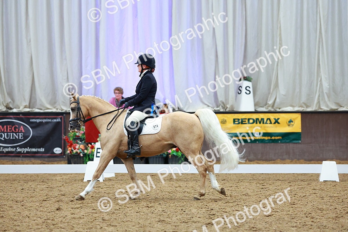SBM_004311 - Class 12 - E2 Championship - 14.50-15.53