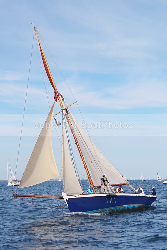150627 WT7A1815_N - ROUND THE ISLAND RACE - SATURDAY 27th JUNE 2015