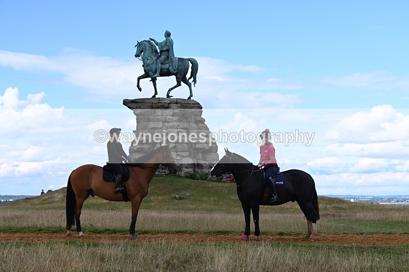 DSC_9870 - Time at Statue 15:11 to 15:58