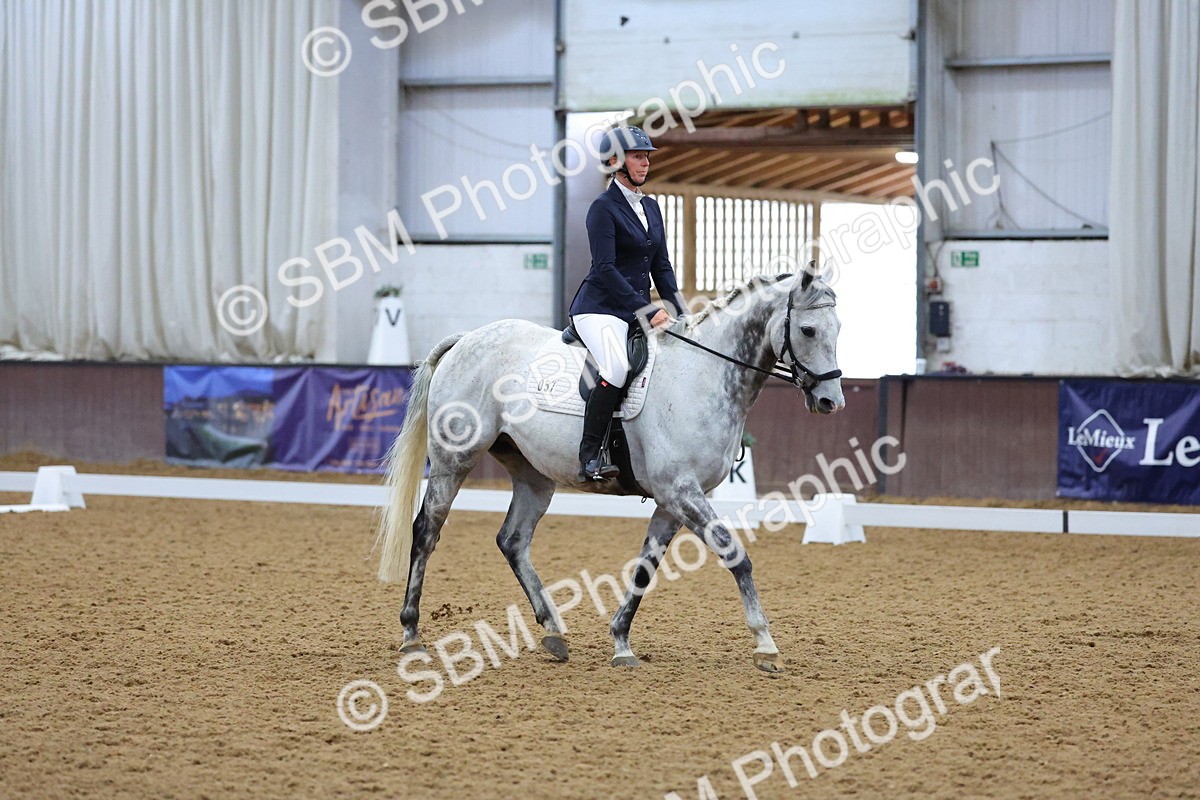SBM_000267 - Class 2 - Intro 3 Championship - 8.51-9.47