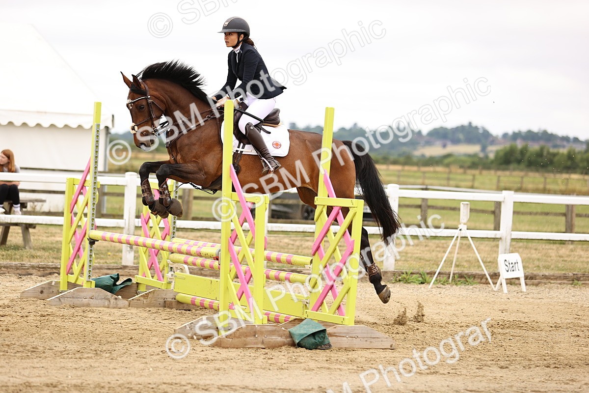 SBM_024438 - Class 8 - Clear Round