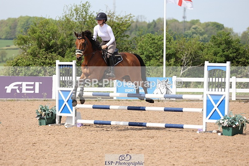 240510A-115412-06220 - Cls 15 85cm National Am Quali