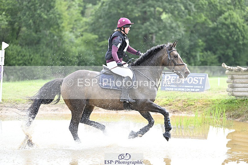 240804-103333-10565 - 302-Katie_Timberlake-LOPSHILL_ANNIE