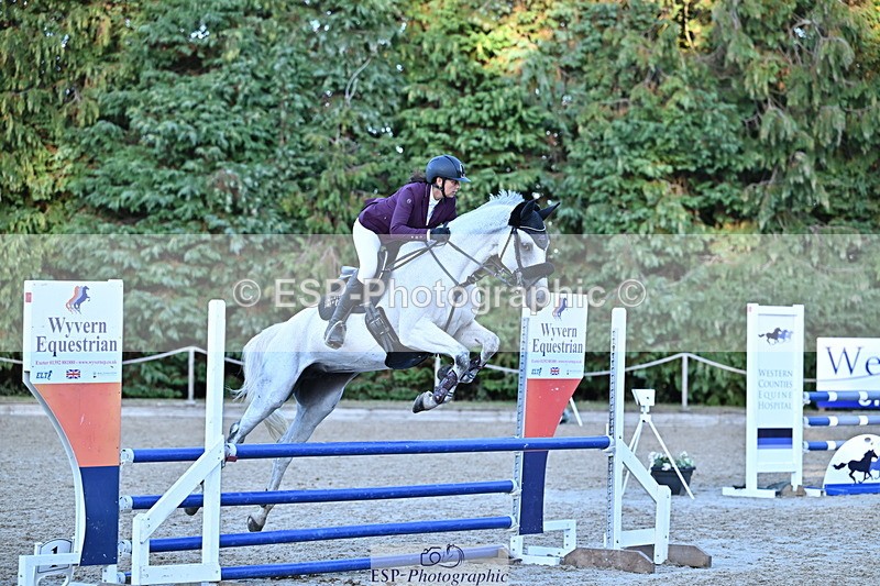 250829A-190507-03696 - Cls 12 1.05m Amateur Quali and Open