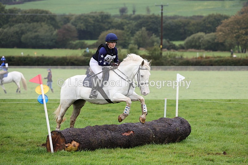 1X9A1759 - Class 2: 70cm: Log