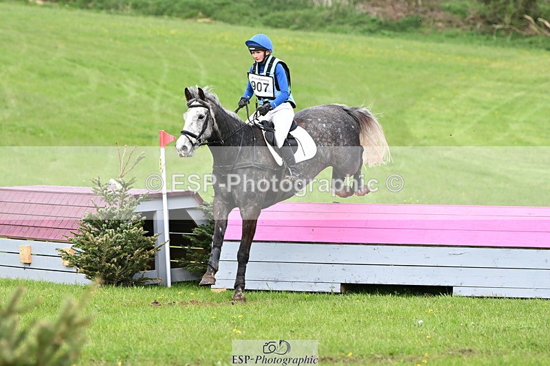 250419-174252-14523 - 907-Ellie.Barnard-DIAMOND.LUX.A.CLOVER