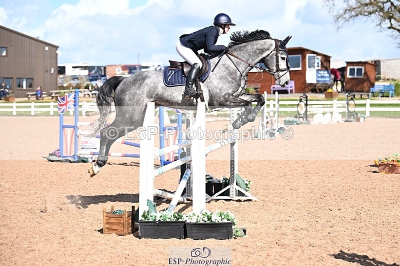 260328-135432-03953 - Cls 24 1.05m Amateur Quali