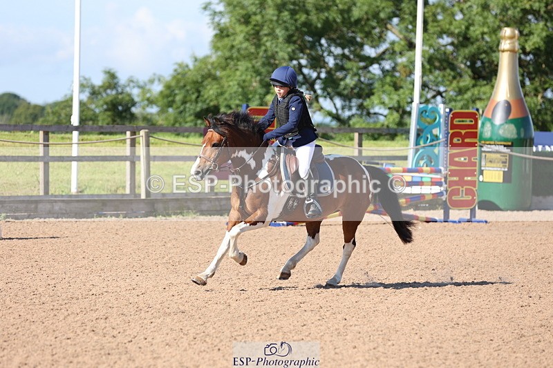 240714A-090630-01479 - Cls 1&2 128cm 10yrs & 70cm Open