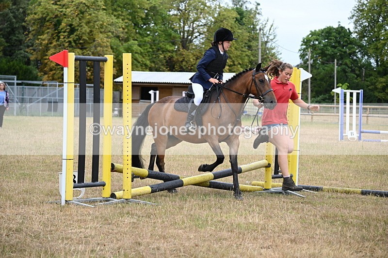 WJ6_9445 - Class 12 Minimus Jumping 45cm