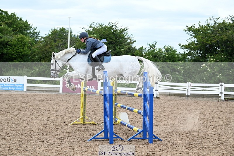 240609A-143409-05975 - Cls 26 Pony Foxhunter and 1.10m Open