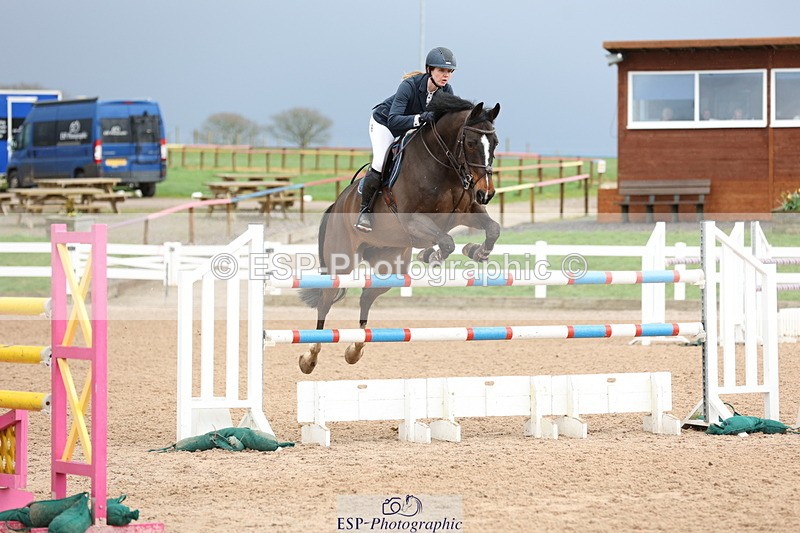 240223A-150717-02148 - Cls 6 Foxhunter and 1.20m Open