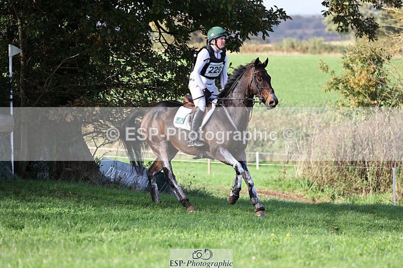 241025-153925-10624 - 229-Jim.Newsam-TULLYBEE.RENEGADE