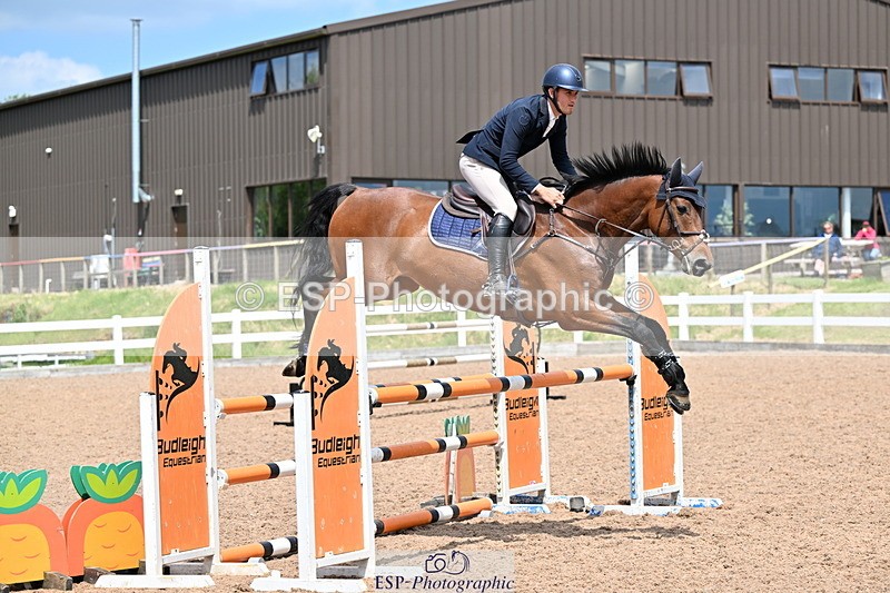 240605A-141704-00685 - Cls 4 Newcomers and 1.10m Open