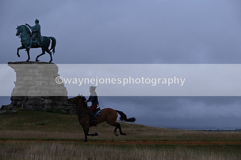 DSC_2411 - Time at Statue 12:34 to 12:56