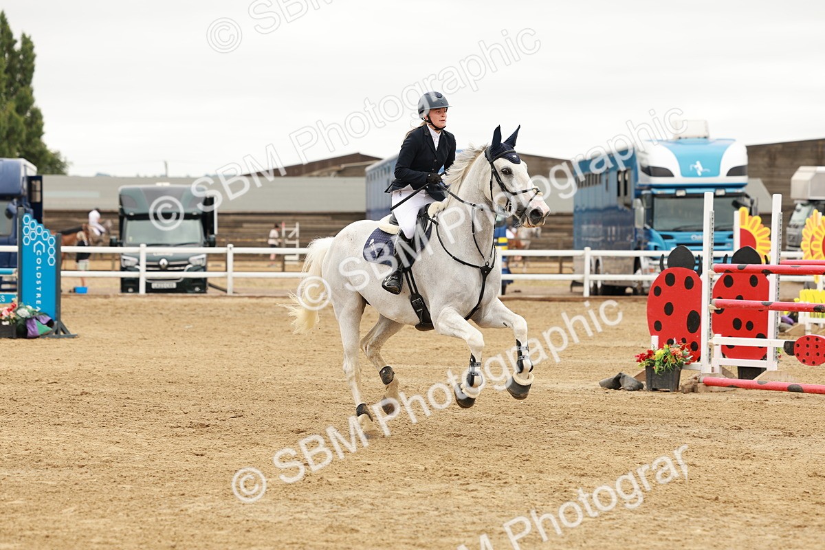 SBM_016774 - Class 20 - Senior Newcomers - 1.10m