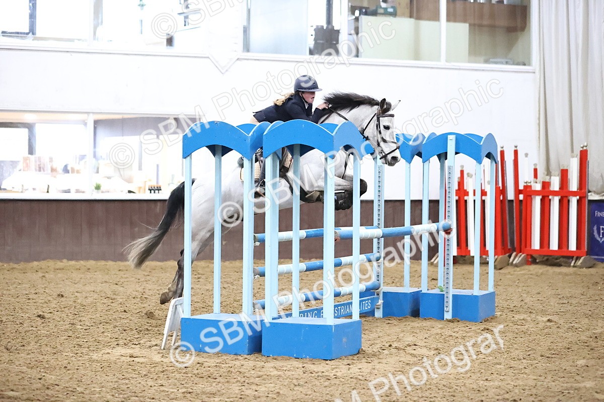 SBM_000811 - Class 4 - Blue Chip Pony Newcomers - 1.00m