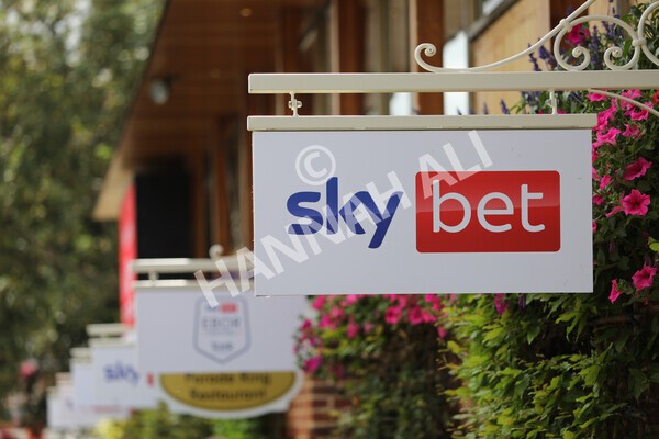 yr20082022r1-4 - Race 1 1.50pm Sky Bet & Symphony Group Strensall Stakes