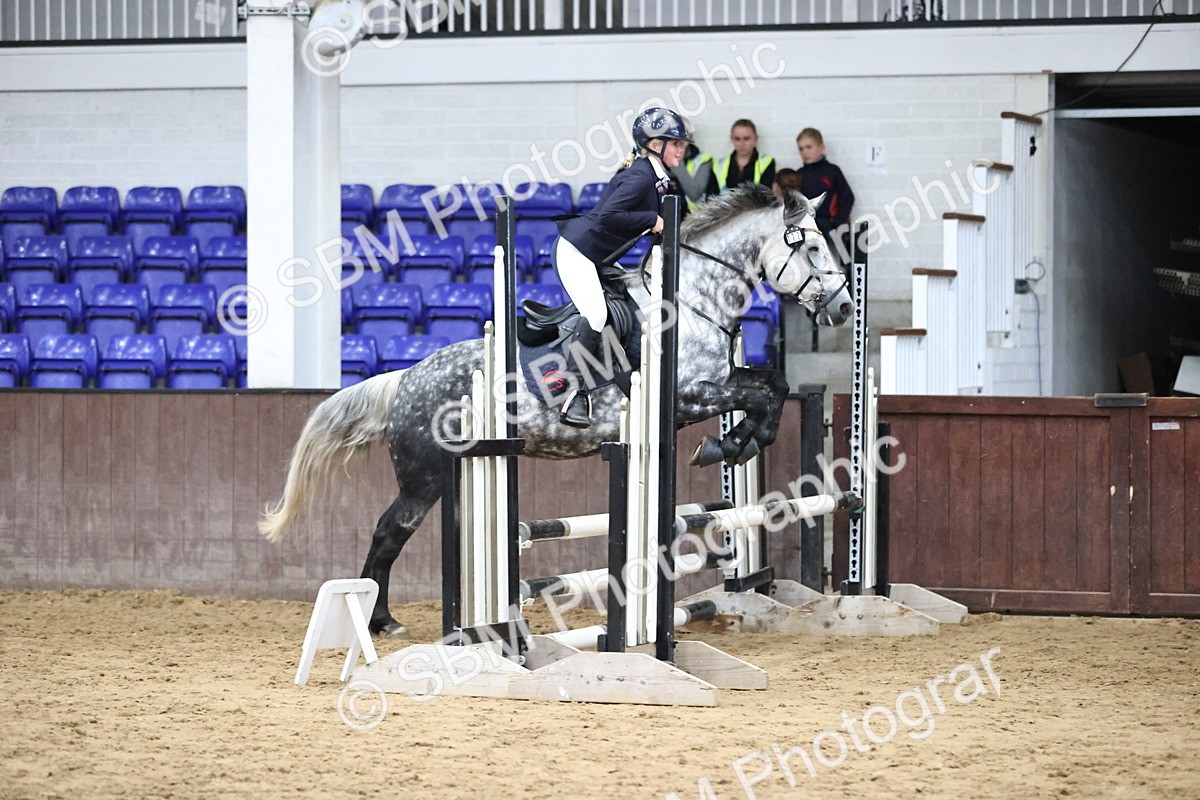 SBM_001486 - Class 5 - Henlow Veterinary Hospital 70cm