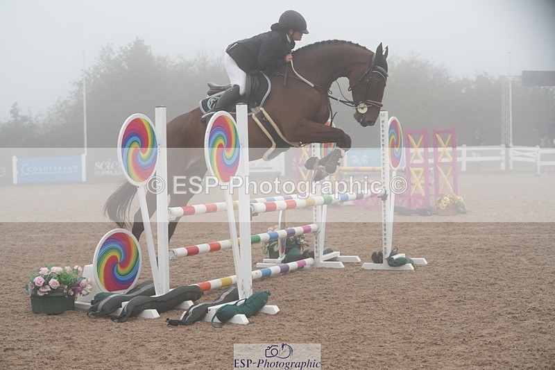 251003-102205-00045 - Cls 6 British Novice and 90cm