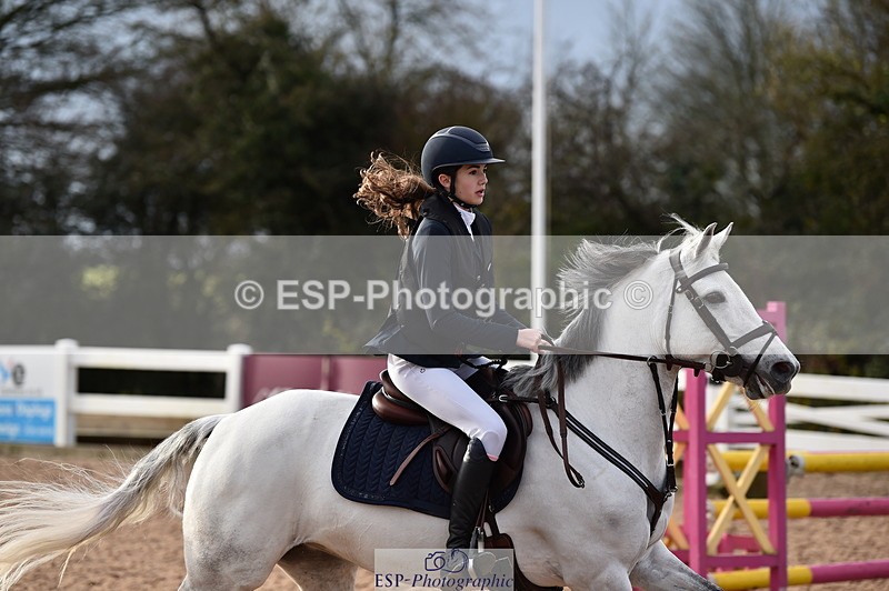 231203A-114404-00951 - Cls 4 Newcomers & 1m Open