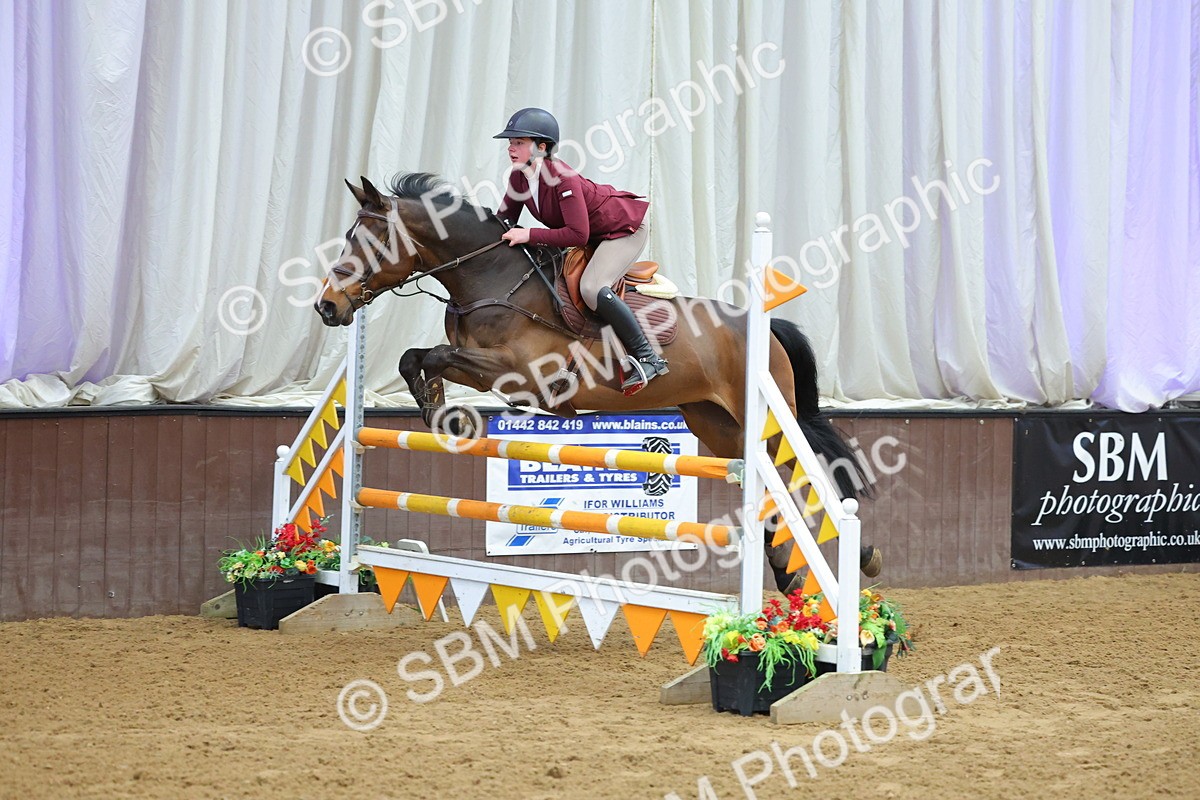 SBM_009853 - Class 21 - Nupafeed Supplements Senior Discovery/ 1m Open - First Round (1.00m)