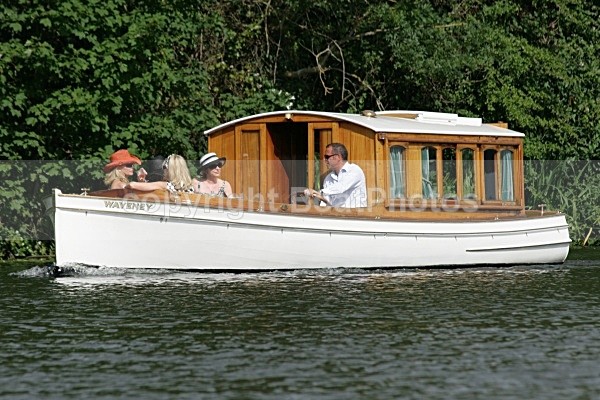 090704 WAVENEY IMG_1837 - Motorboats - Hardtop