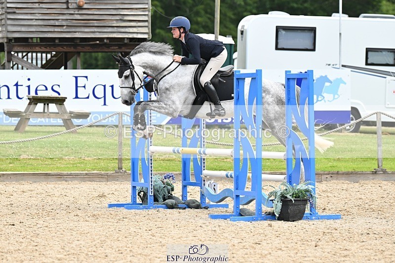 240704-102333-00610 - Cls 6 British Novice and 90cm Open