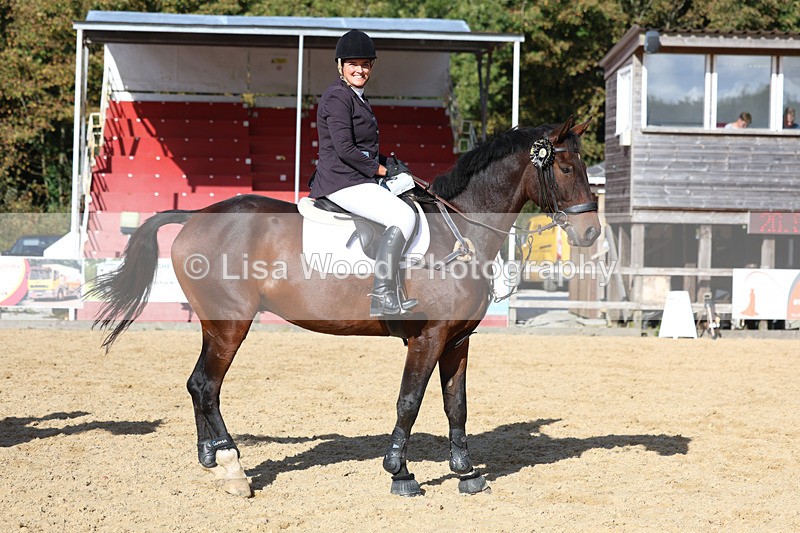 3E7A5616 - Class 10: 90cm open