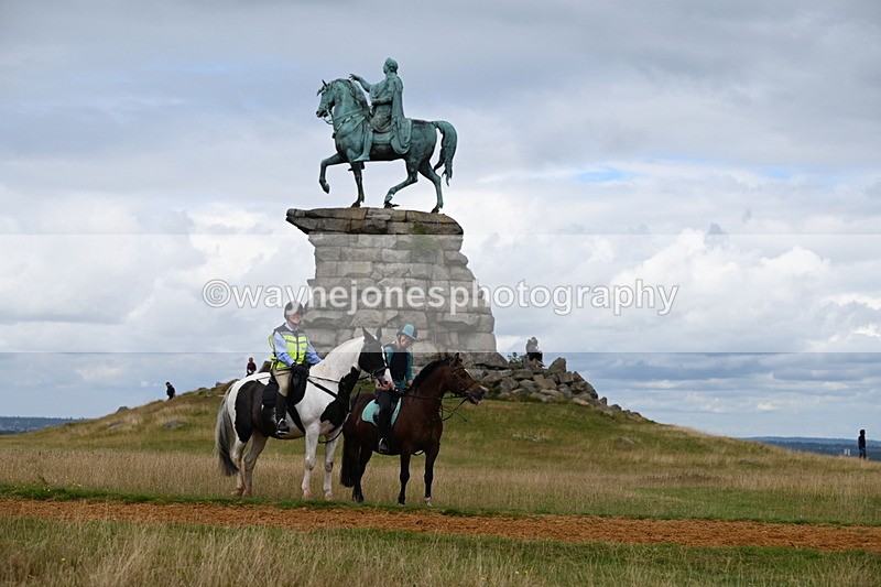 DSC_9038 - Time at Statue 14:33 to 15:10